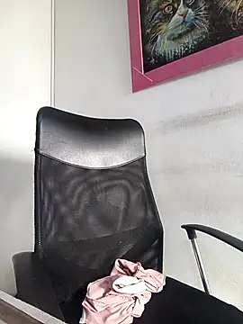 emilygrooe online show from 12, 2, 2026