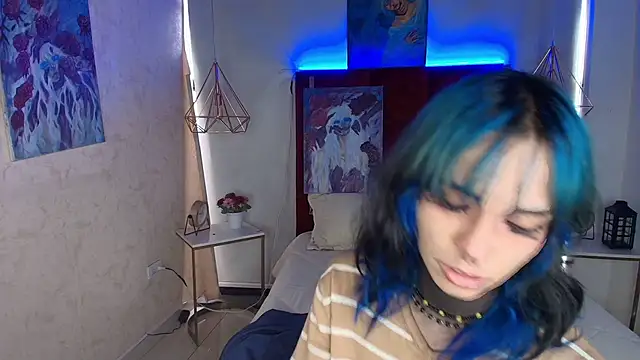 Snapshot of luxiel_ chatting on 2, 6, 2026 luxiel online show from 2, 6, 2026