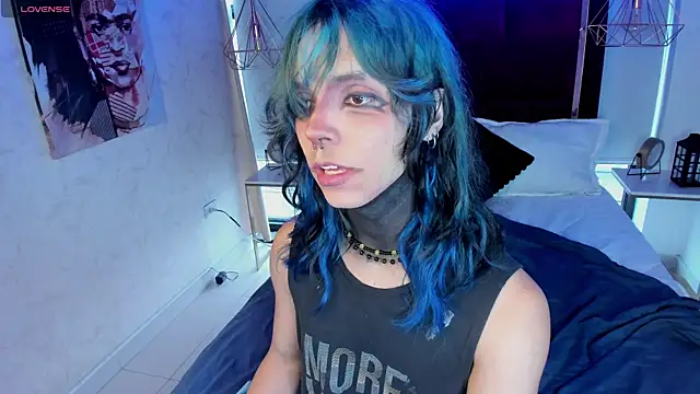 Snapshot of luxiel_ chatting on 9, 6, 2026 luxiel online show from 9, 6, 2026