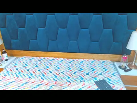 morrigan luxus2 online show from 29, 11, 2025