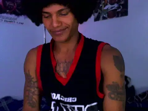 Snapshot of Arthur_1126 chatting on 23, 11, 2025 Arthur 1126 online show from 23, 11, 2025