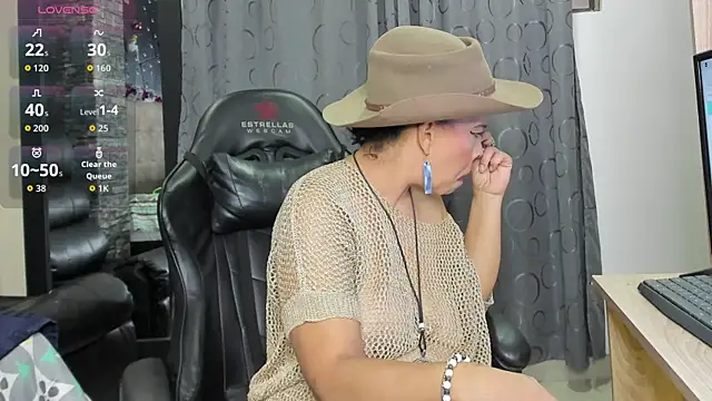 MilfBrenda online show from 14, 1, 2026