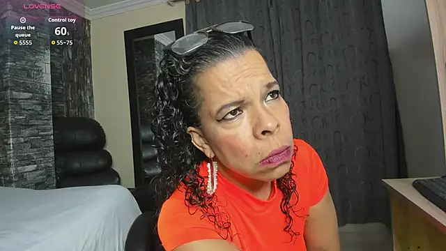 MilfBrenda online show from 3, 12, 2025