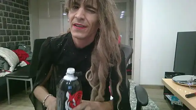 samia42 online show from 18, 11, 2025