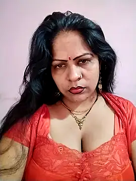 lovely  queen online show from 9, 11, 2025