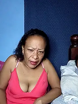 CUTE V LOVE online show from 4, 12, 2025