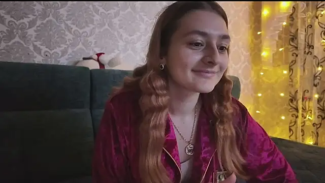 Snapshot of SweetLiaison chatting on 14, 2, 2026 SweetLiaison online show from 14, 2, 2026