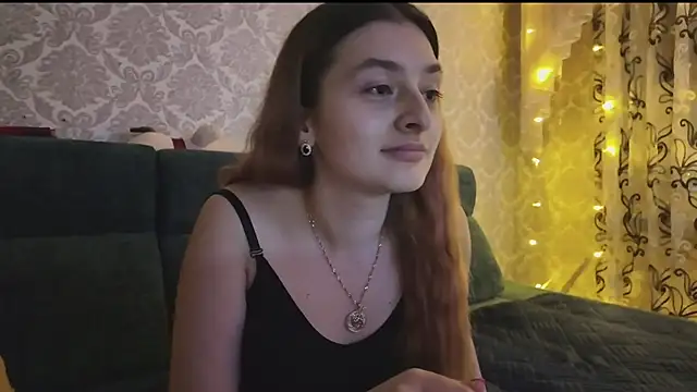 SweetLiaison online show from 9, 3, 2026