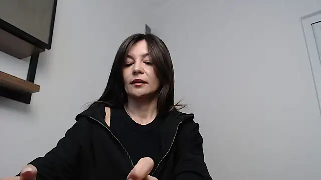 Veronichkaaa online show from 14, 4, 2026