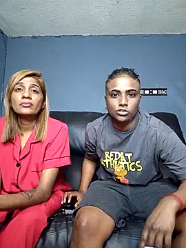 Snapshot of power_couple1 chatting on 12, 11, 2025 power couple1 online show from 12, 11, 2025