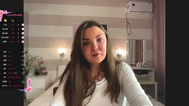 Snapshot of liliaMaivis chatting on 22, 11, 2025 liliaMaivis online show from 22, 11, 2025