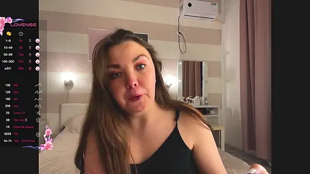 Snapshot of liliaMaivis chatting on 15, 11, 2025 liliaMaivis online show from 15, 11, 2025