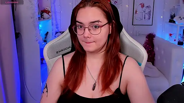 Snapshot of Lily__Evans chatting on 14, 1, 2026 Lily Evans online show from 14, 1, 2026