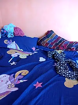 Sexy Divya   online show from 13, 4, 2026