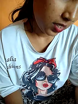 Sexy Divya   online show from 23, 4, 2026