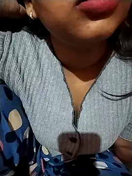Sexy Divya   online show from 7, 5, 2026