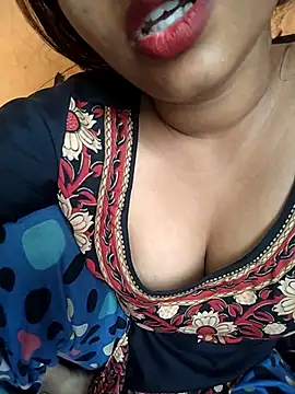 Sexy Divya   online show from 5, 6, 2026
