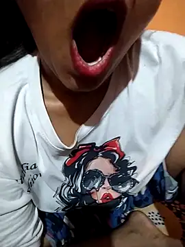 Sexy Divya   online show from 23, 4, 2026