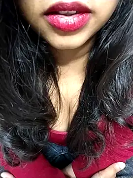 Sexy Divya   online show from 2, 12, 2025