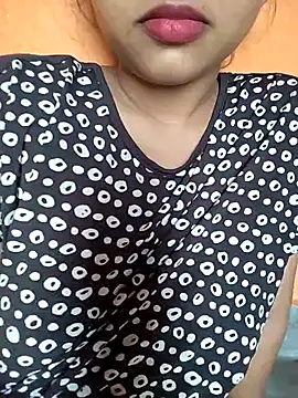 Sexy Divya   online show from 20, 6, 2026