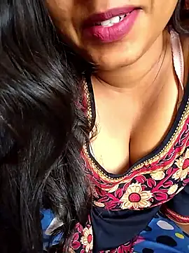 Sexy Divya   online show from 6, 5, 2026