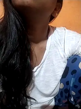 Sexy Divya   online show from 10, 4, 2026