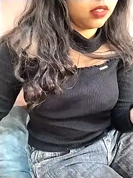 Sexy Divya   online show from 11, 3, 2026