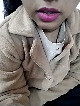 Sexy Divya   online show from 20, 12, 2025