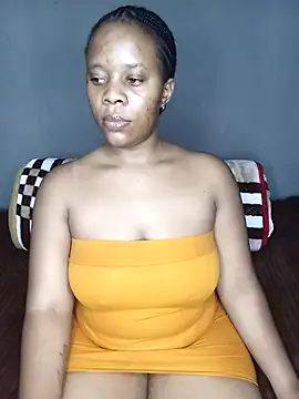 Emmylove-xr25 online show from 1, 12, 2025