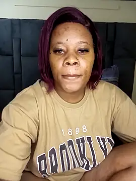 Emmylove-xr25 online show from 17, 4, 2026