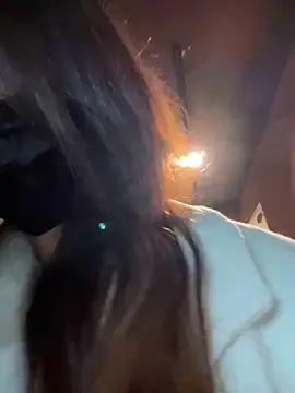 luna-sisi online show from 8, 11, 2025