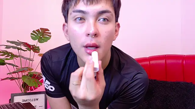 Valentin X online show from 16, 11, 2025