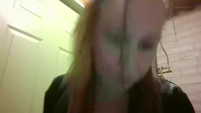 nikkibae33 online show from 30, 3, 2026