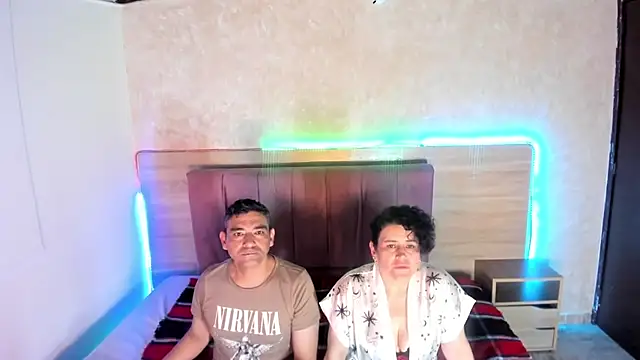 avictoriacruzcm online show from 12, 11, 2025