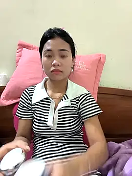 Lynly k2 online show from 11, 3, 2026