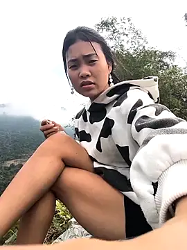 Lynly k2 online show from 9, 2, 2026