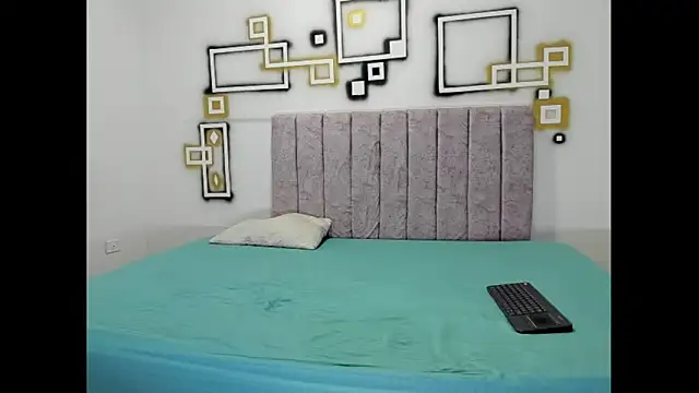 lilith santiago sex online show from 28, 11, 2025