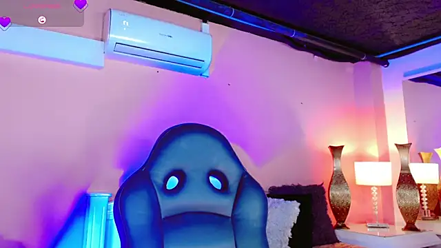 AnnaRouseQueen online show from 7, 2, 2026