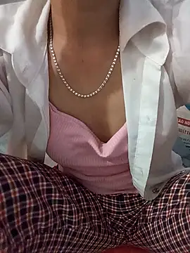 Lynn-122 online show from 3, 4, 2026