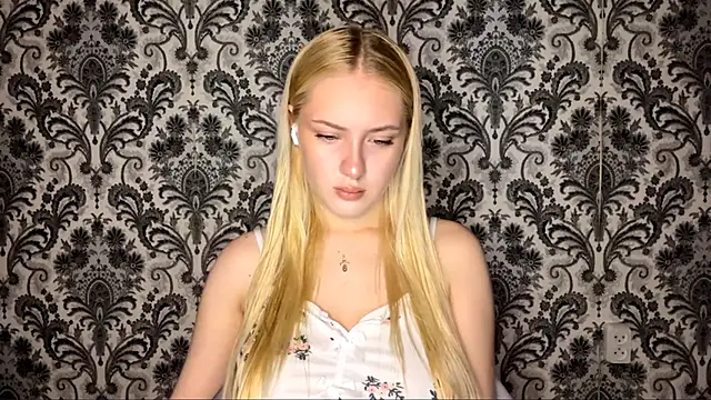 PhebeHals online show from 1, 12, 2025