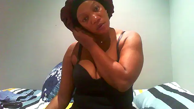 DustyLucy02 online show from 10, 4, 2026