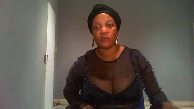 DustyLucy02 online show from 18, 4, 2026