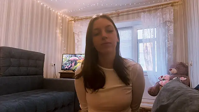 CarliBatas online show from 9, 11, 2025