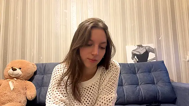 CarliBatas online show from 15, 11, 2025