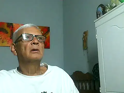 dirtysluttyfist online show from 13, 11, 2025