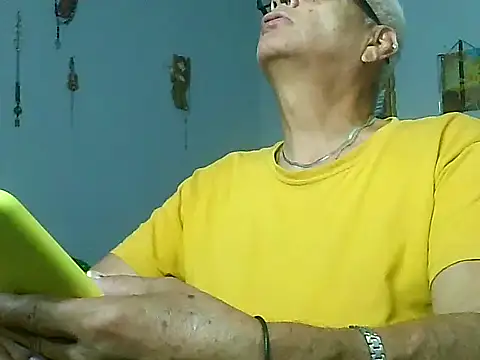 dirtysluttyfist online show from 4, 12, 2025