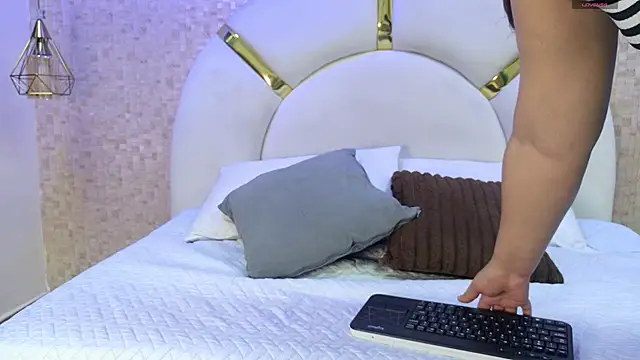 aria sm online show from 14, 11, 2025