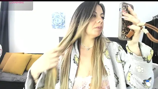 ariannawil online show from 13, 3, 2026