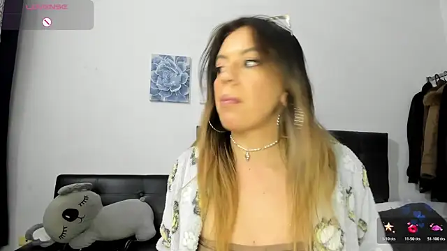 ariannawil online show from 9, 2, 2026