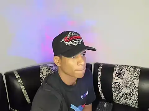 JUANBIGCOCK21CM online show from 4, 5, 2026